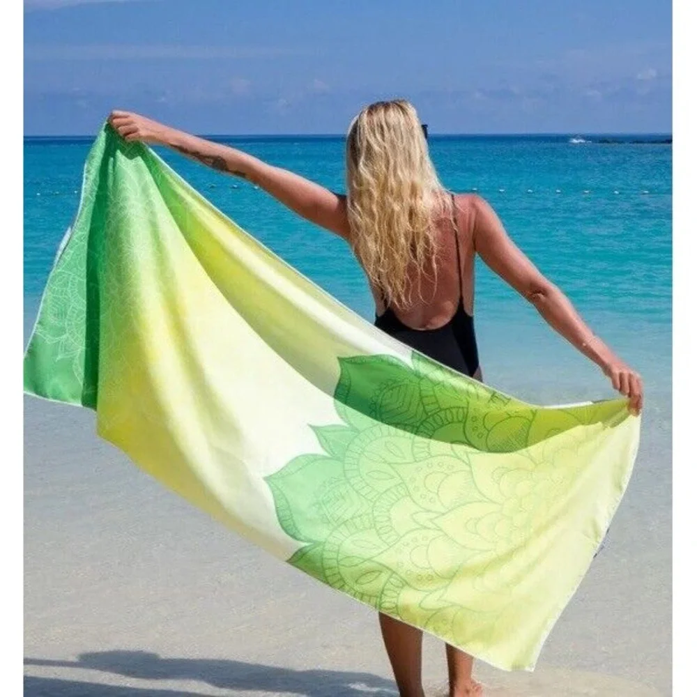 Mandala Beach Towels, 30x70 in,‎ Oversized Beach Towel w/ Travel Bag, Microfiber
